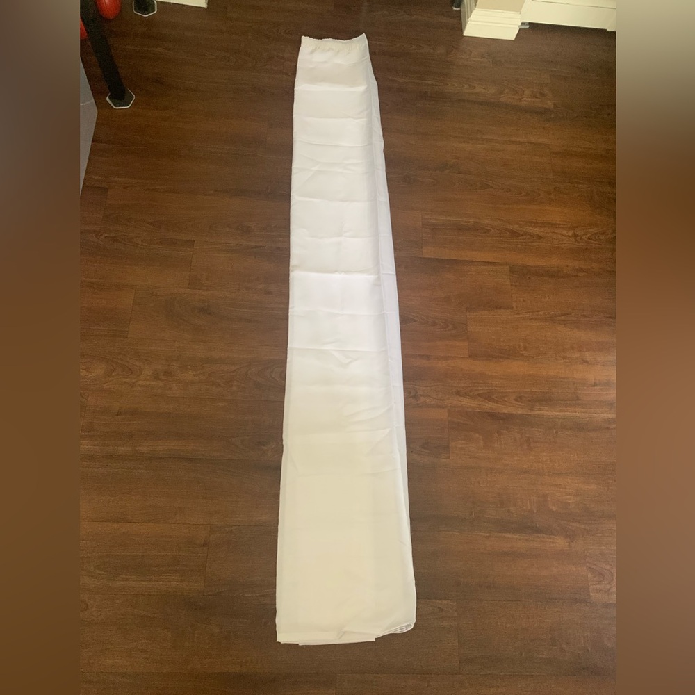 NWOT Slippery Satin Like Fabric Shower Curtain In White 66.5 X 71 100% Polyester